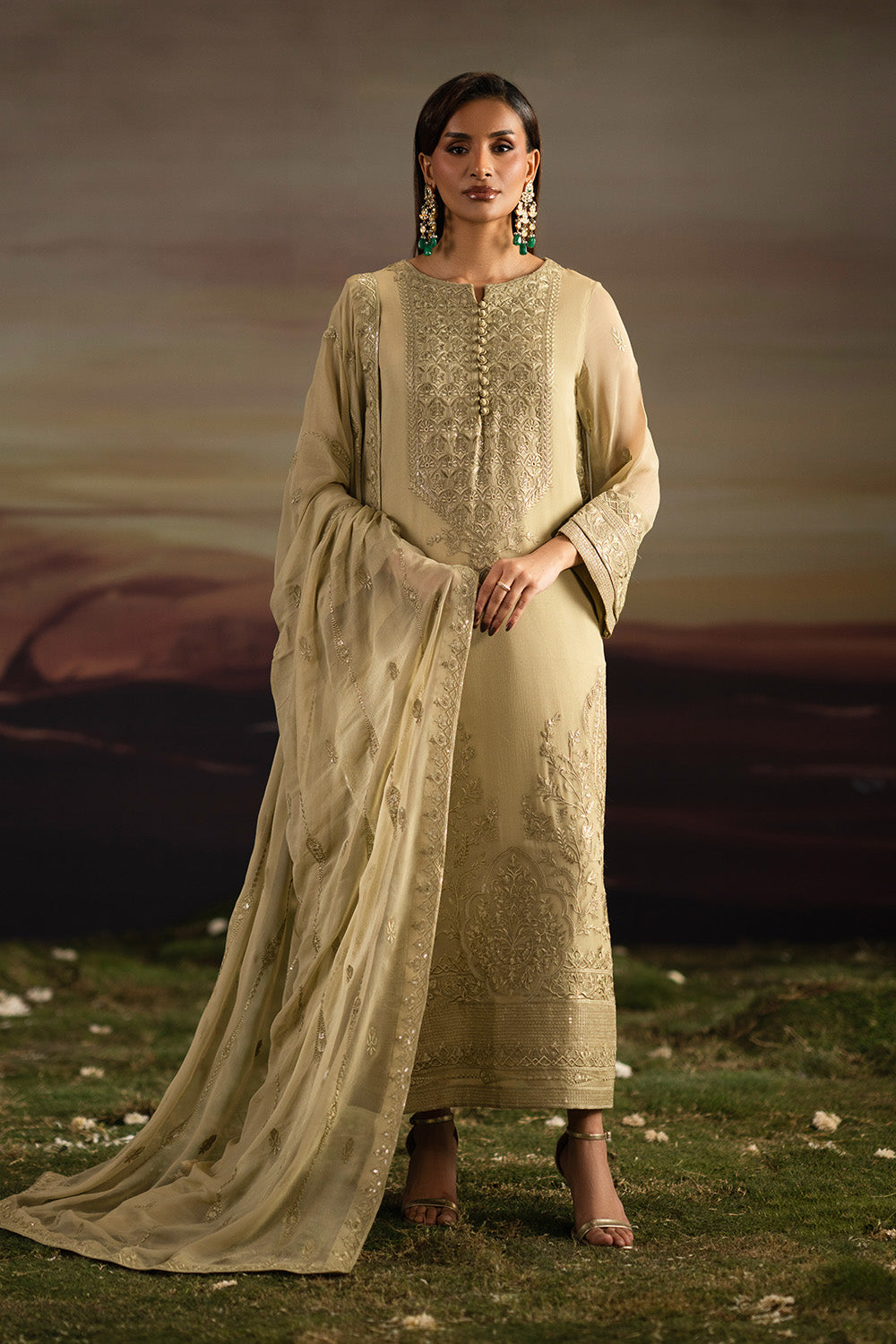Chiffon Embroidered Dress | Luxury Formals Pakistan| Maryum N Maria Chiffon Embroidered Dress | Luxury Formals Pakistan| Maryum N Maria