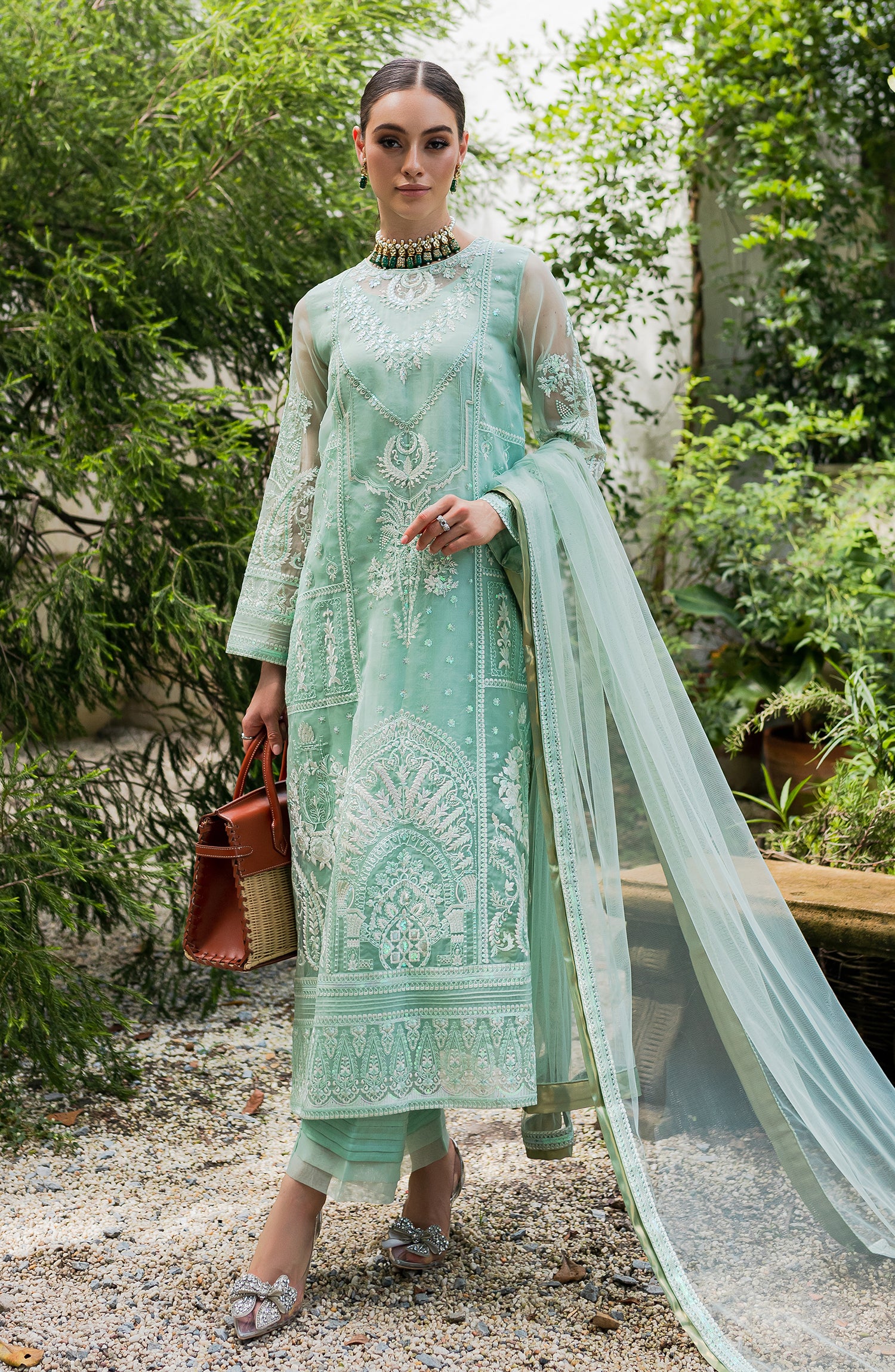 Luxury Formal-Beach Glass (MW23-504)