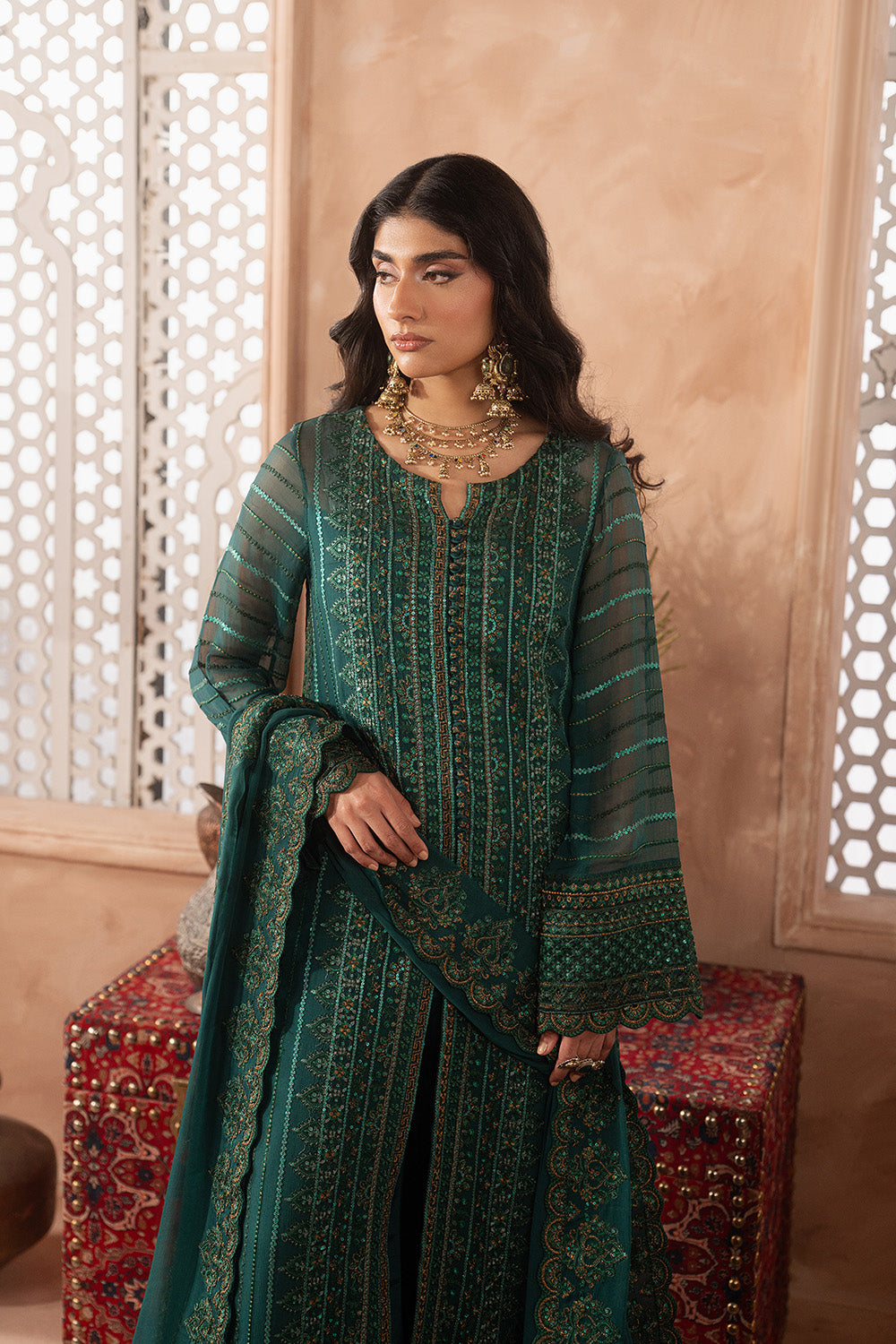 Zink Green Chiffon Dresses Pakistan – Embroidered 3 Piece Suit