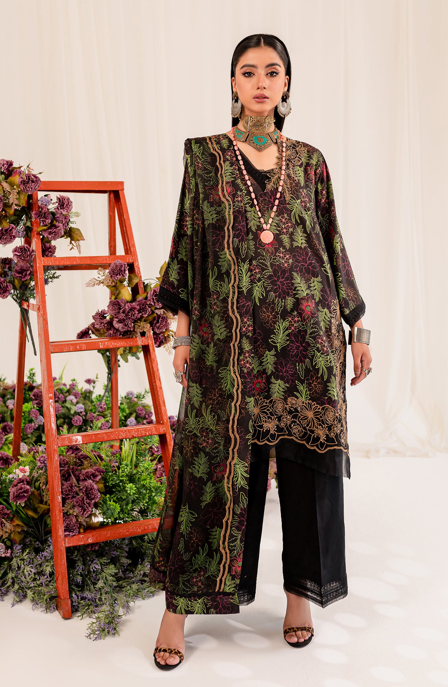Printed Embroidered Lawn - Maha (MLFD-160)