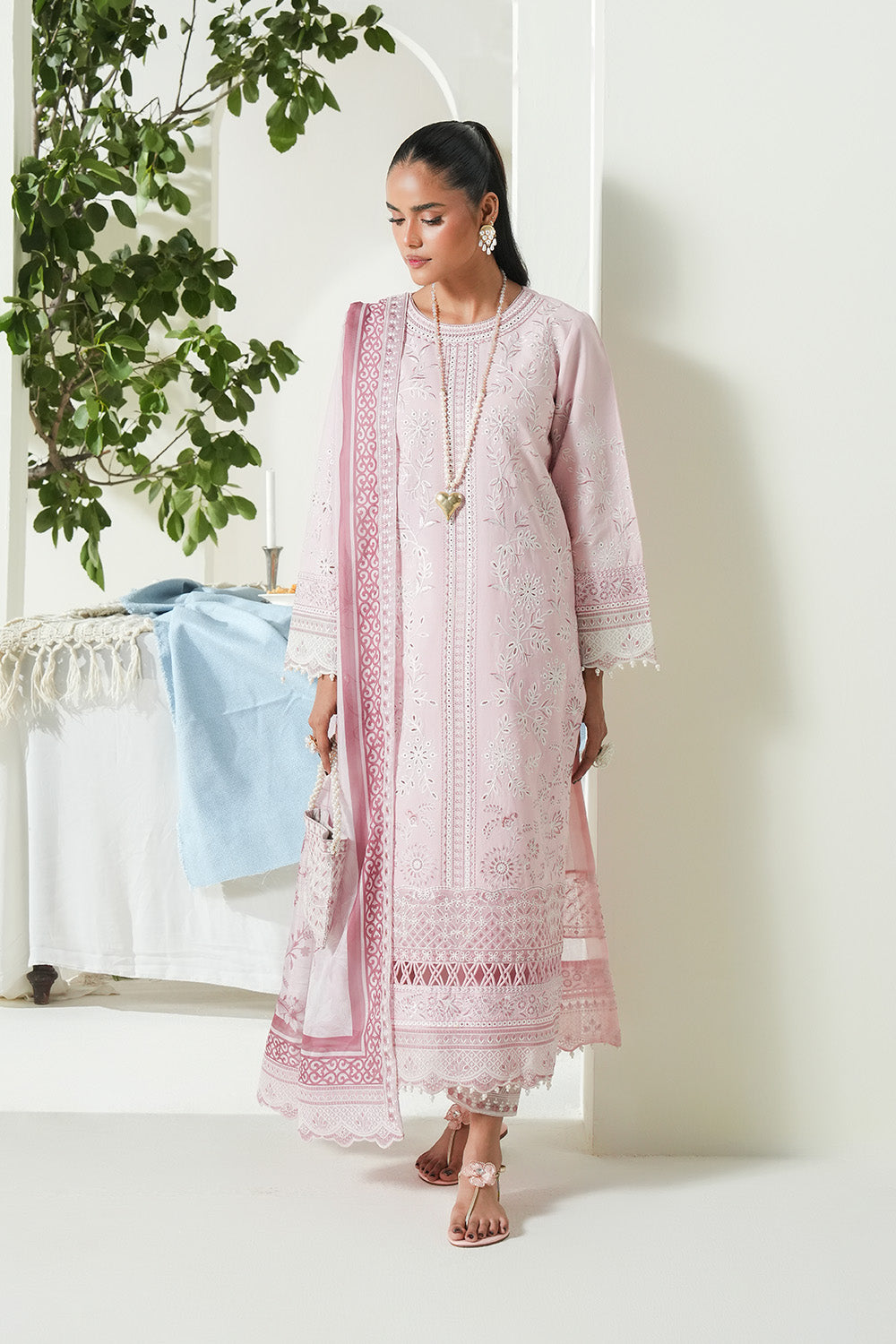 UNSTITCHED – Maryum N Maria