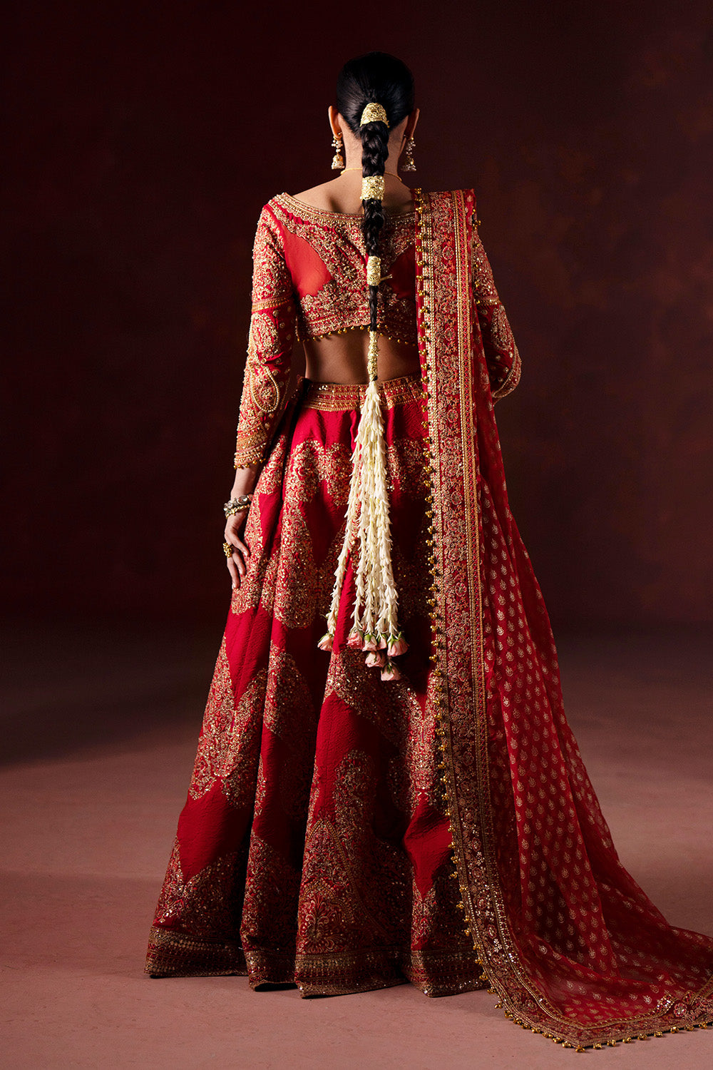 Luxury Wedding Dress | Red Pakistani Bridal Suit Maryum N Maria Luxury Wedding Dress | Red Pakistani Bridal Suit Maryum N Maria