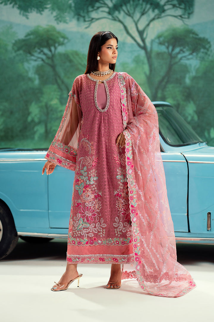 green emerald velvet dress Exquisite Rose 3-Piece Pret Festive & Wedding Wear Maryum N Maria green emerald velvet dress Exquisite Rose 3-Piece Pret Festive & Wedding Wear Maryum N Maria
