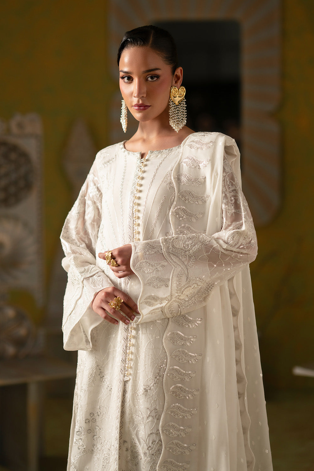 Formal Dresses Pakistan White 3 Piece Chiffon Pret