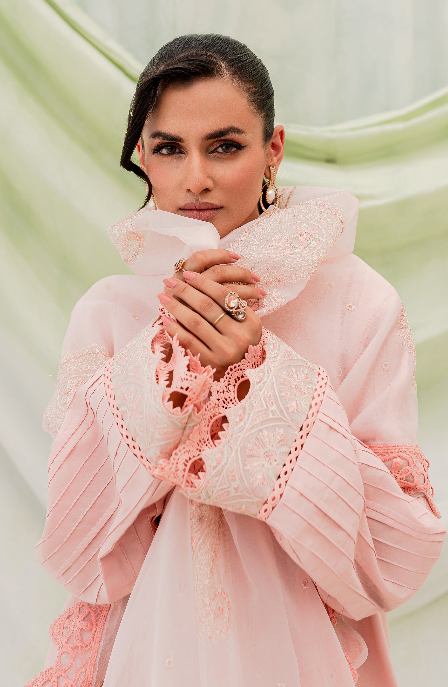 Luxury Lawn - Porna (MLFD-152)
